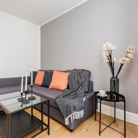 2 Bedrooms Serviced Apartment Excel Exhibition Centre, O2 Arena, Stratford Olympic City, Forest Gate, Central 런던 외부 사진
