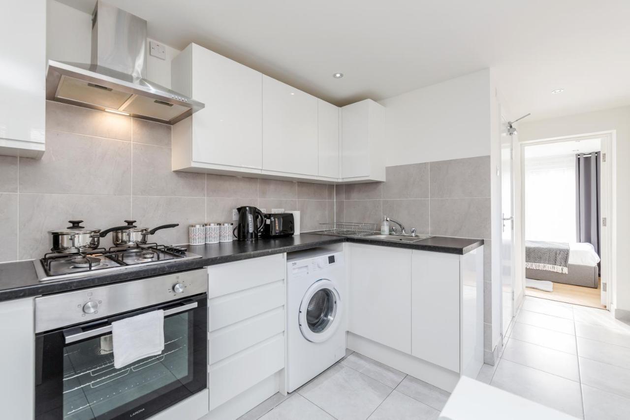 2 Bedrooms Serviced Apartment Excel Exhibition Centre, O2 Arena, Stratford Olympic City, Forest Gate, Central 런던 외부 사진