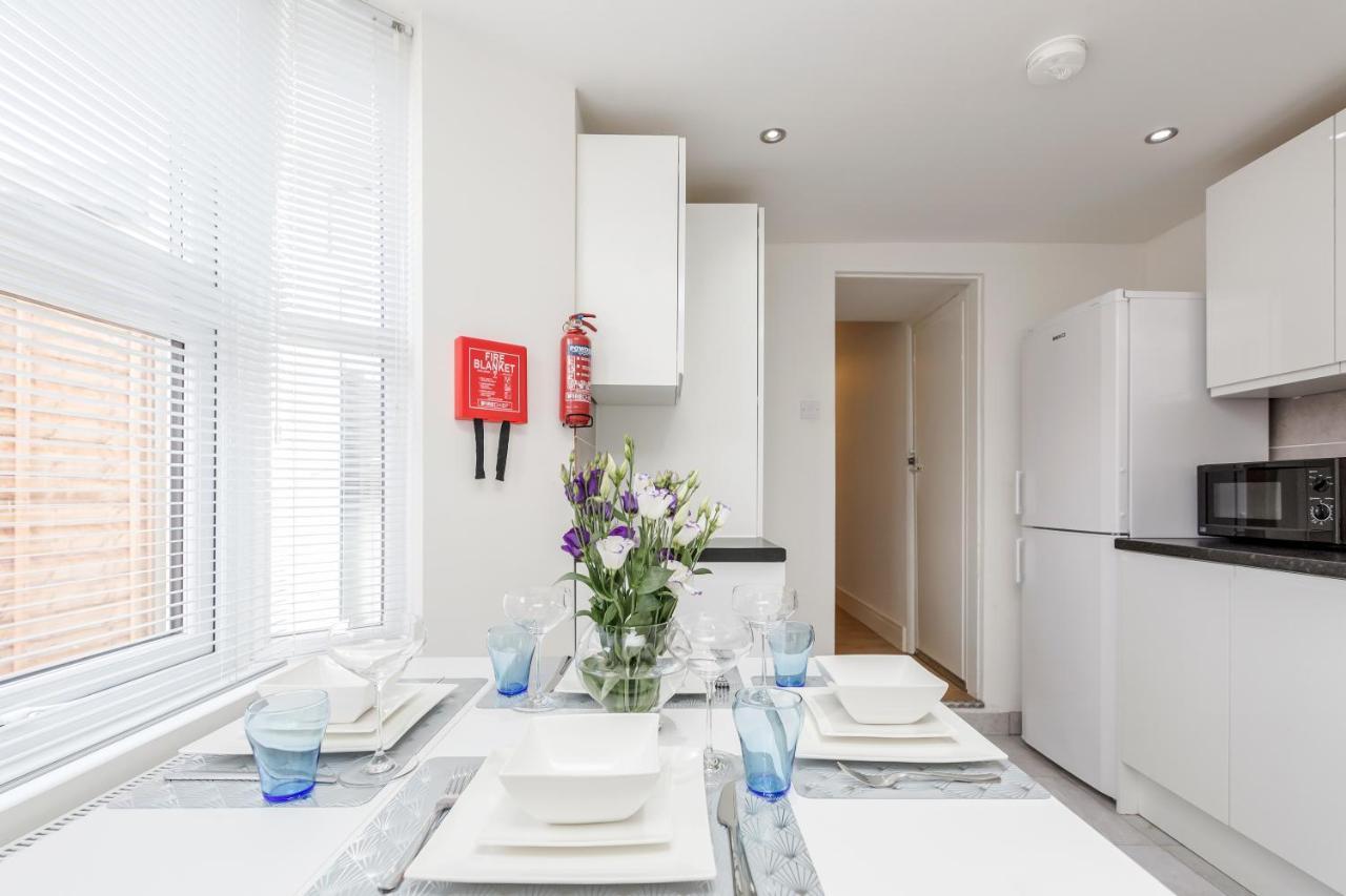 2 Bedrooms Serviced Apartment Excel Exhibition Centre, O2 Arena, Stratford Olympic City, Forest Gate, Central 런던 외부 사진